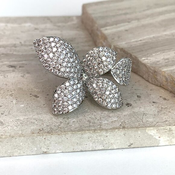 NEW ~ Anthropologie Adina Eden Fancy Flower Petal Silver Ring — Adjustable band - Picture 3 of 16